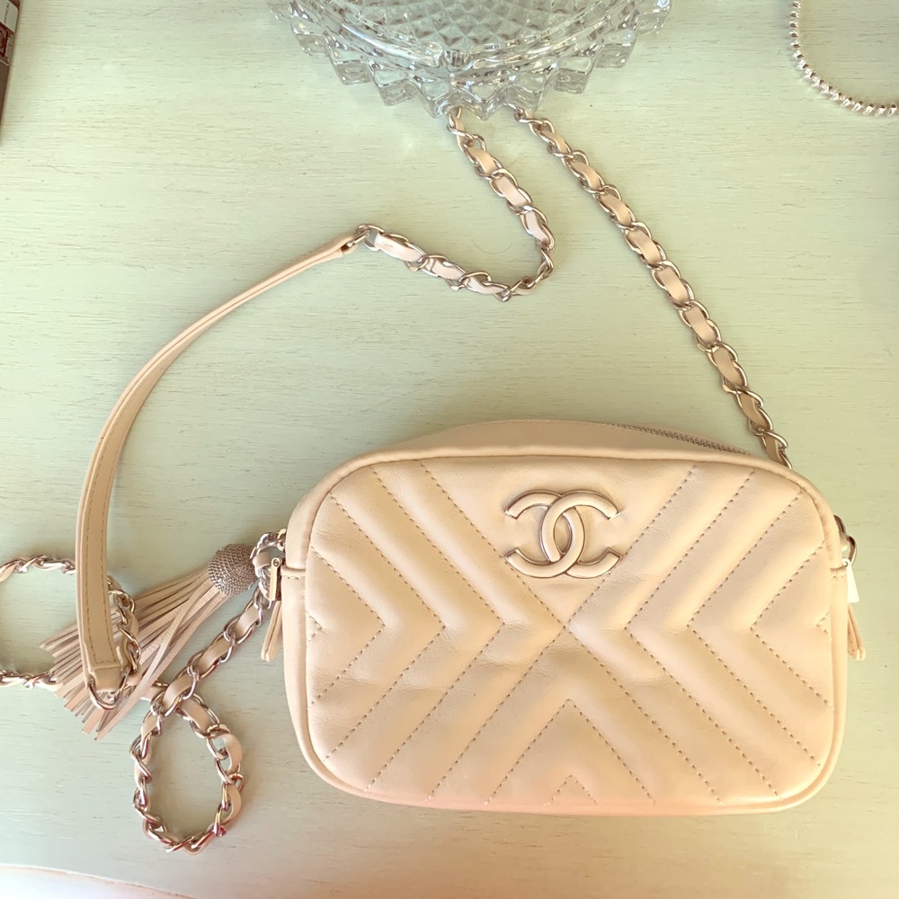 CHANEL Gabrielle Small Bag with chain